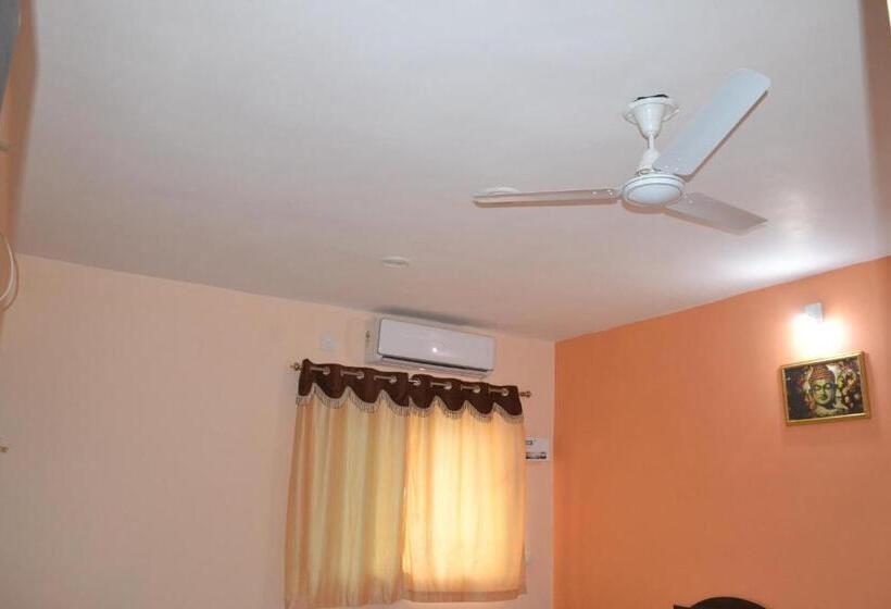 Номер Economy, Maurya Vihar Bodhgaya