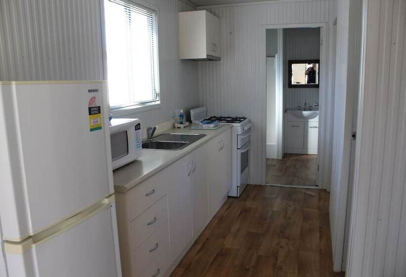 בקתה, Riverglade Caravan Park