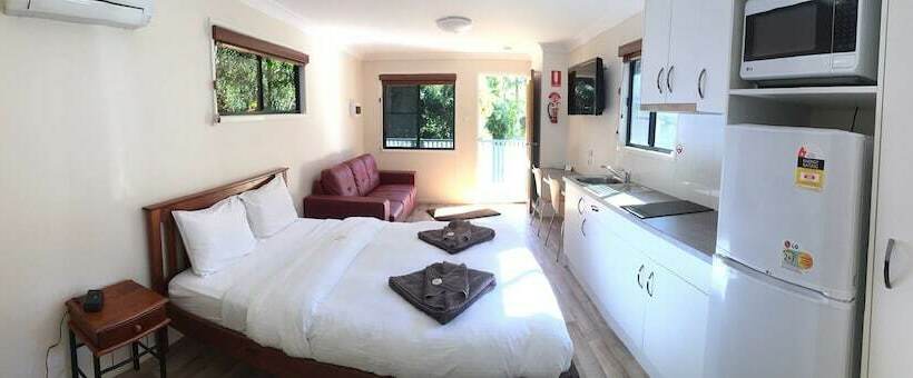 Вилла 1 Спальня, Mapleton Cabins & Caravan Park