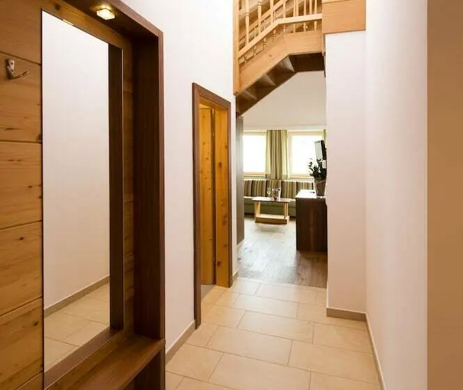 Huoneisto 3 Makuuhuonetta, Haus Sonnenterrasse