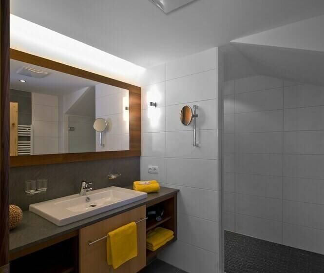 Апартаменты 3 Спальни, Haus Sonnenterrasse