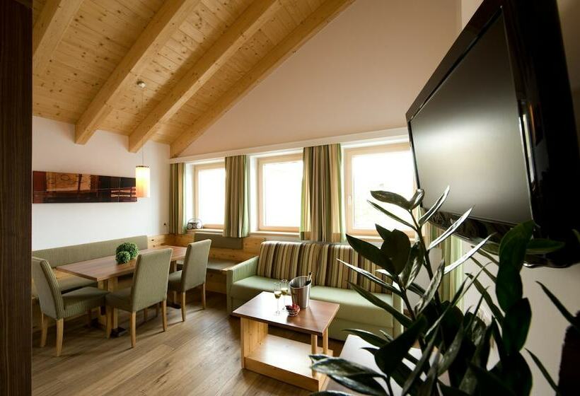 Апартаменты 3 Спальни, Haus Sonnenterrasse