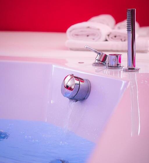 Люкс с гидромассажем, Sweet Central