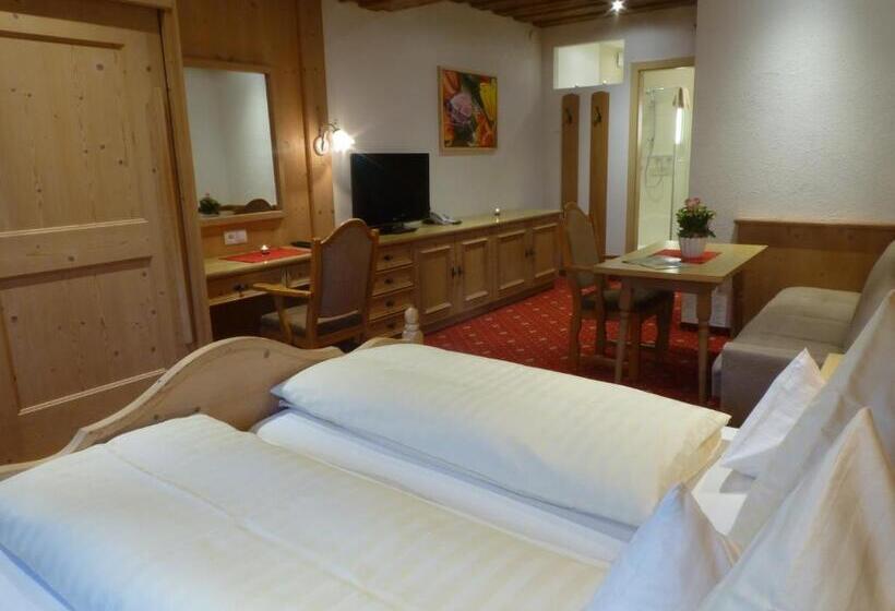 标准间带阳台, Alpenhof Wohlfühlpension