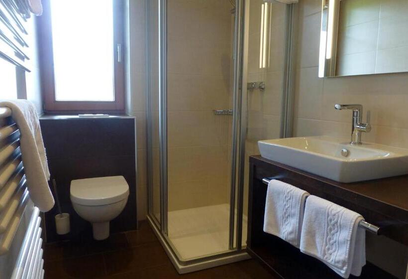 标准间带阳台, Alpenhof Wohlfühlpension