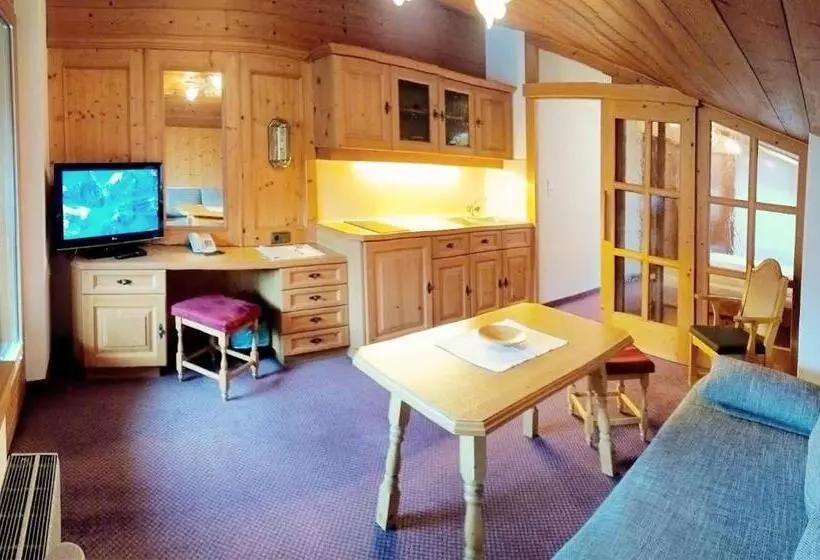 バルコニー付きジュニアスイート, Alpenhof Wohlfühlpension