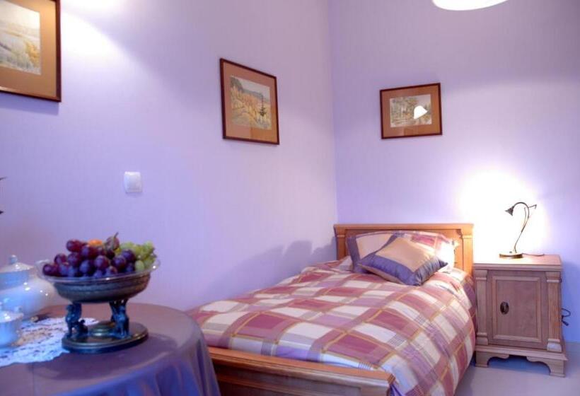 חדר סטנדרט יחיד, Wawabed Apart