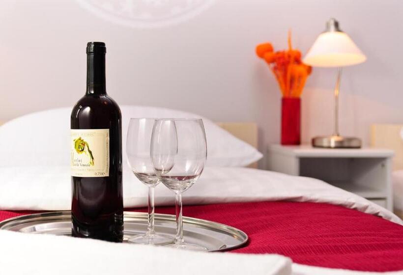 Номер Стандарт, Cilantro Bed & Breakfast