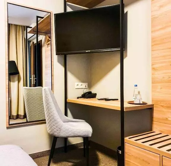 スタンダードシングルルーム, Comm Hotel Poznań Airport
