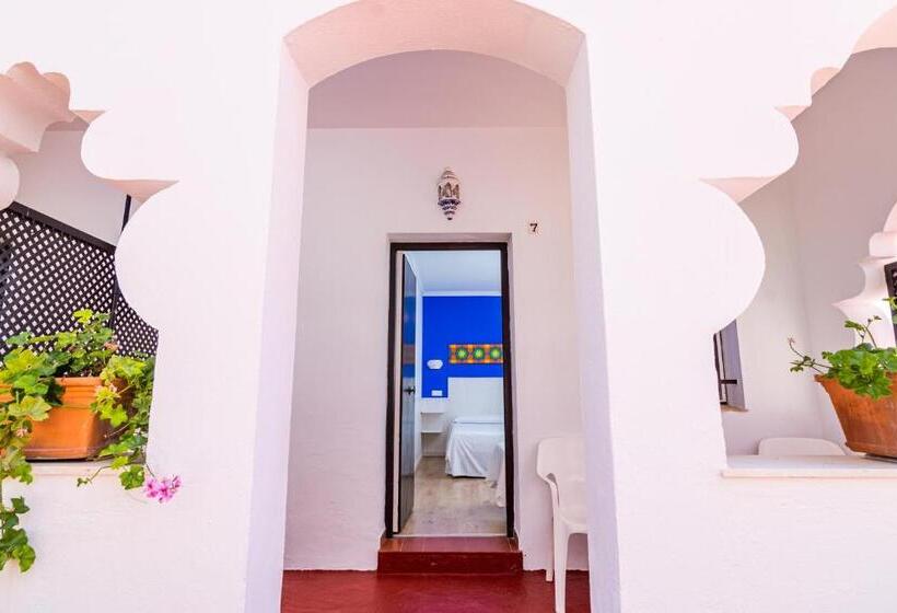 Номер Стандарт, Hostal Alhambra