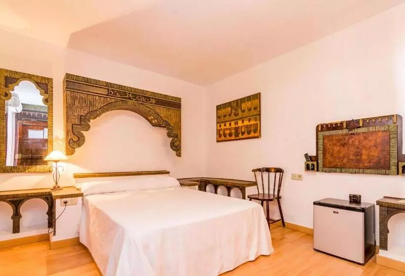 اتاق اکونومی, Hostal Alhambra