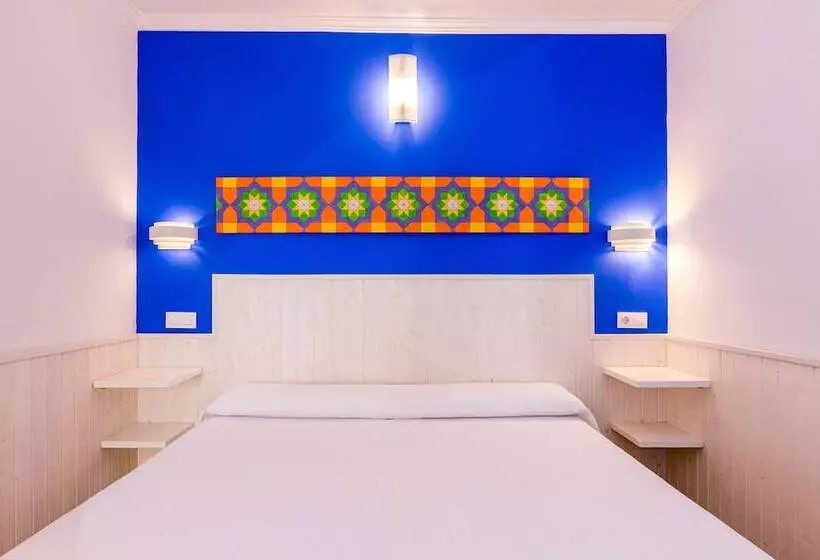 اتاق استاندارد, Hostal Alhambra