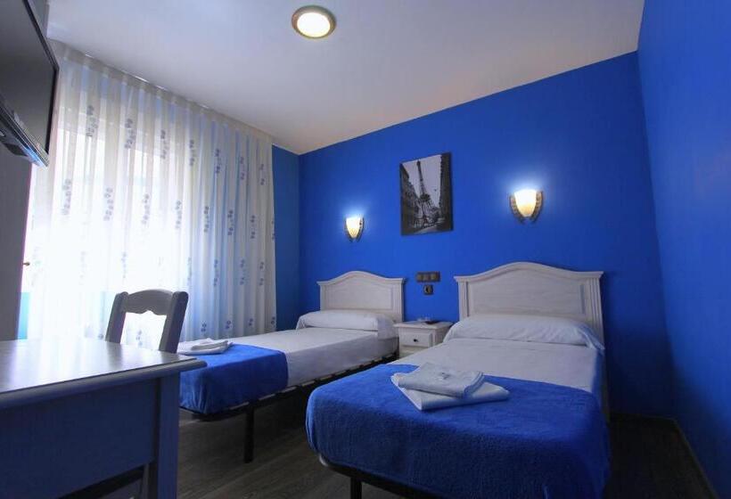 اتاق استاندارد یک نفره, Hostal Regio