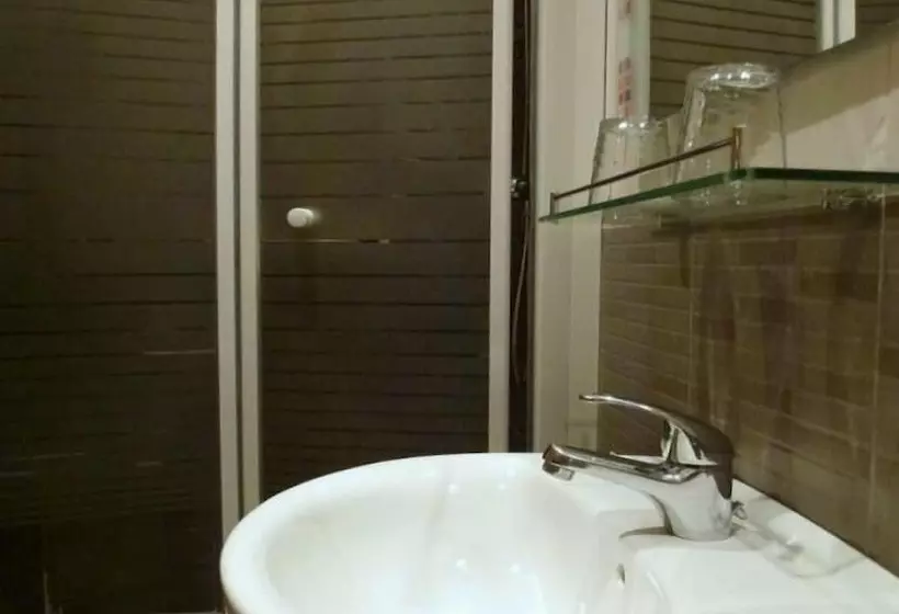 اتاق استاندارد سه نفره, Hostal Regio