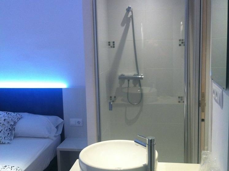 スタンダードルーム, Hostal Ribas