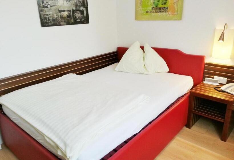 スタンダードシングルルーム, Anker