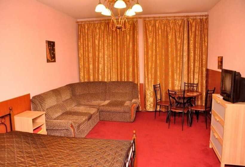 Comfort-huone, Apartments Grechesky 15