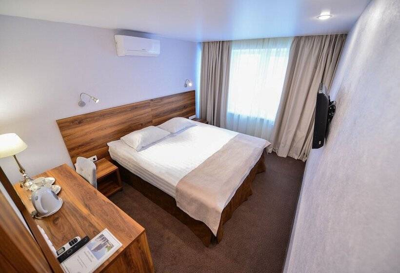 스탠다드 룸, Chaika