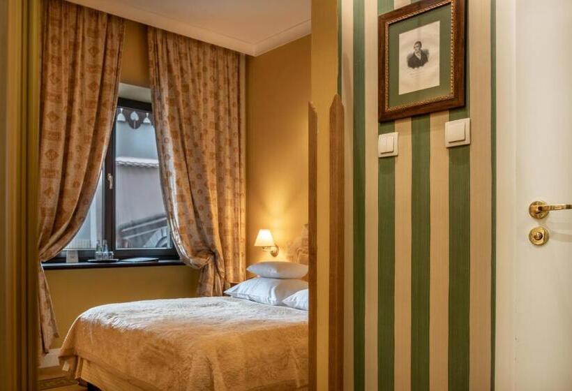 スタンダードルーム, Grodek