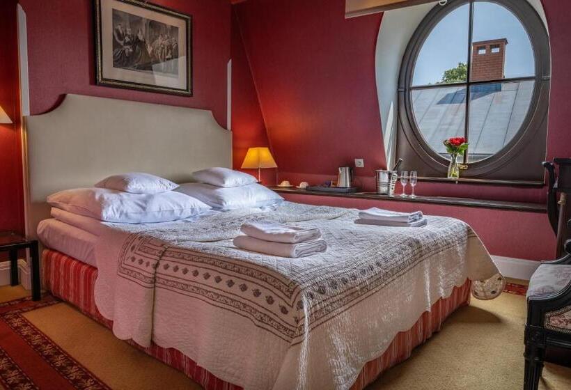 スタンダードルーム, Grodek