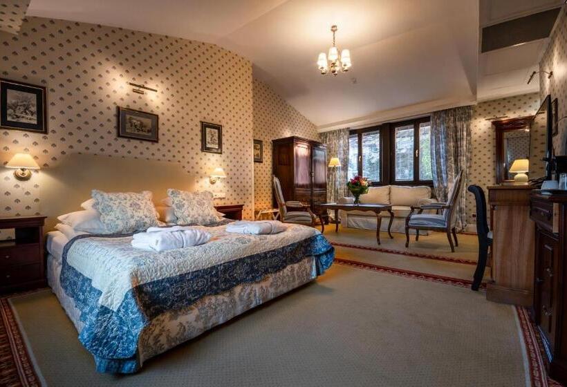 デラックスルーム, Grodek