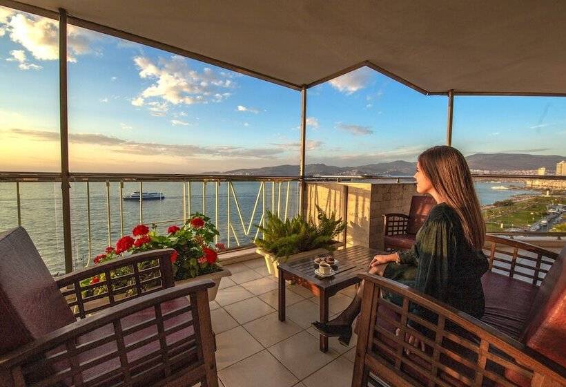 Suit Deluxe, Izmir Palas Otel