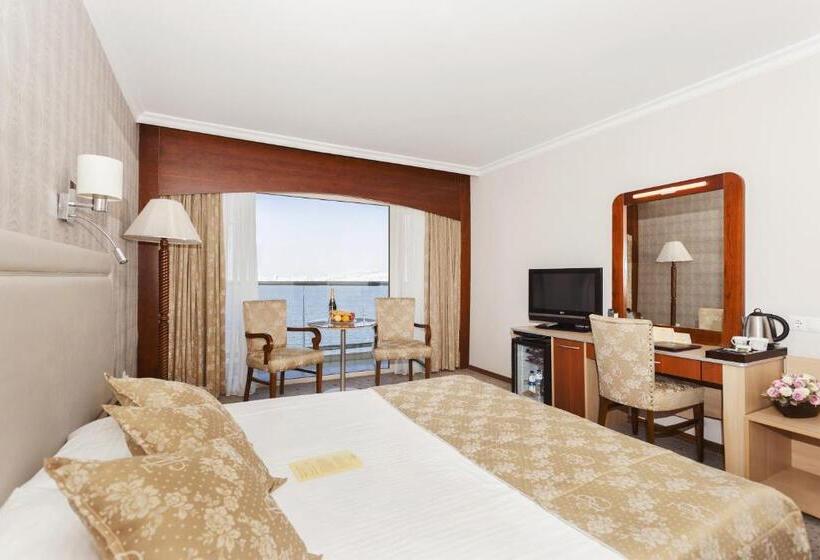 Quarto Estandar Vista Mar, Izmir Palas Otel