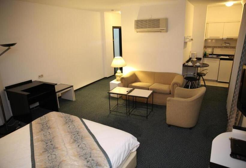 إستوديو قياسى, King Hotel Guvenlik