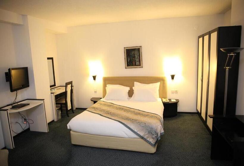 إستوديو قياسى, King Hotel Guvenlik