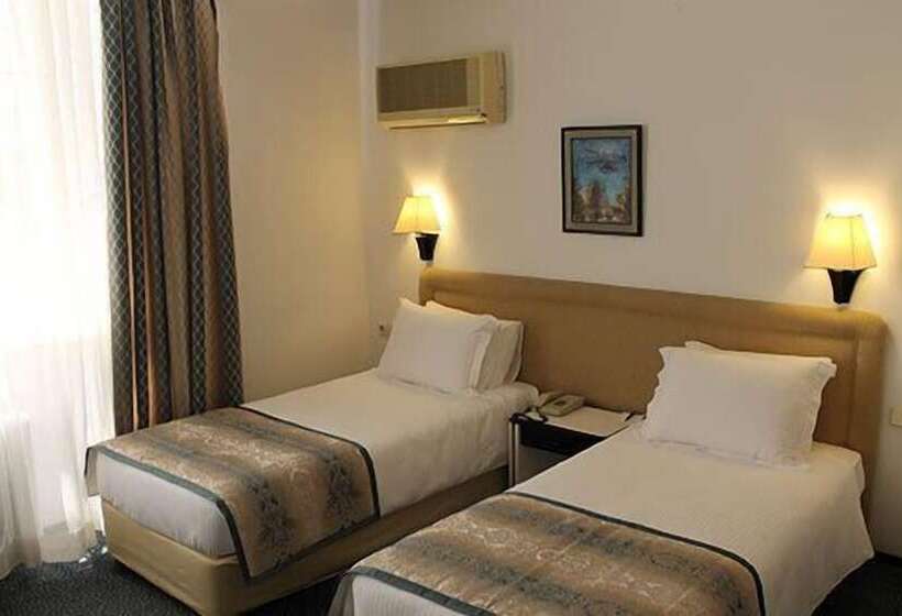 غرفة قياسية, King Hotel Guvenlik