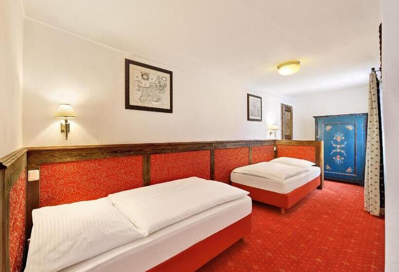 سوییت, Garni Konvice