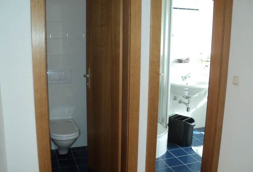 Номер Стандарт Индивидуальный, Kürschner