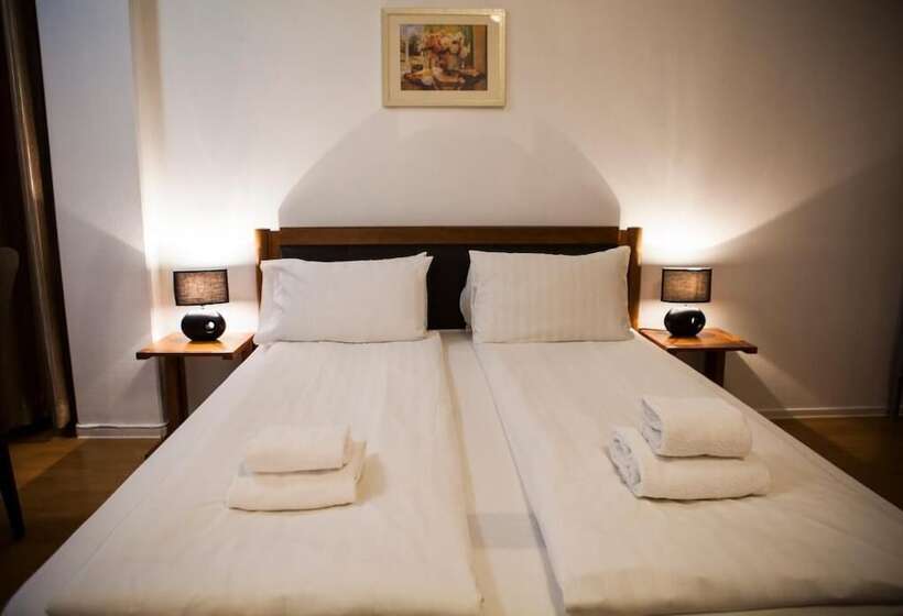 Habitación Basic, Expo Stockholm