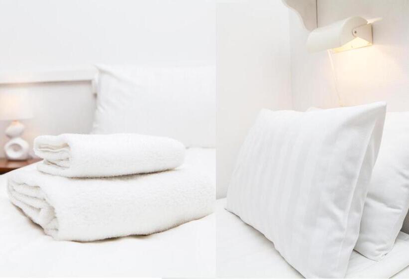 Habitación Estándar Baño Compartido, Expo Stockholm