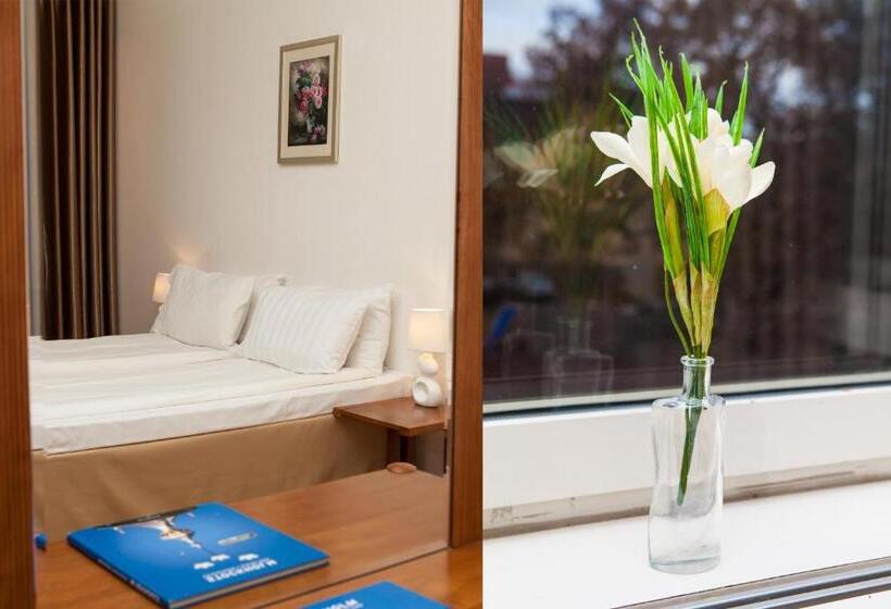 Habitación Estándar Baño Compartido, Expo Stockholm