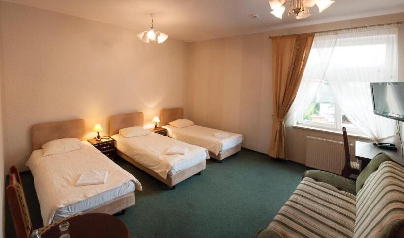 스탠다드 트리플 룸, Nad Rzeczką