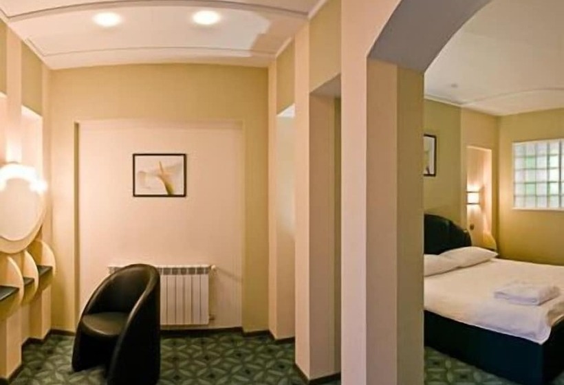 سوییت خانوادگی, Oberteich Lux