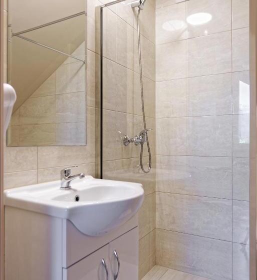 اتاق استاندارد, Pensjon Polska