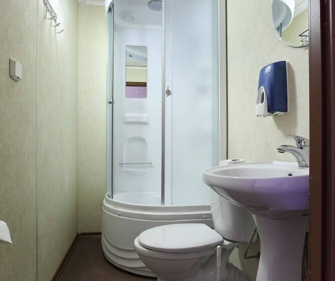 اتاق استاندارد یک نفره, Ra Tambovskaya 11