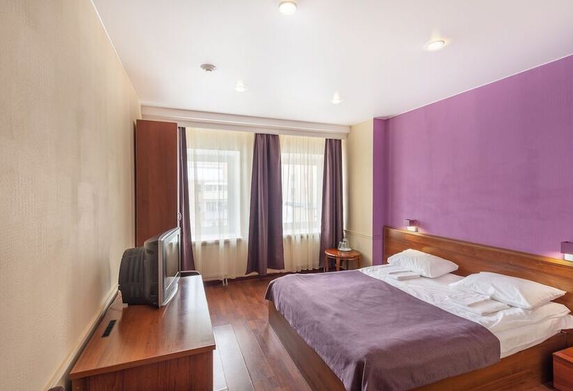 اتاق راحتی, Ra Tambovskaya 11