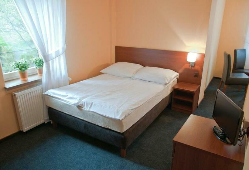 غرفة قياسية, Toreja