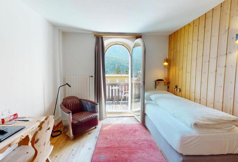 经典单人间, Traube