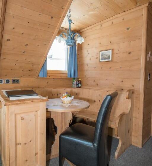 クラシックシングルルーム, Traube