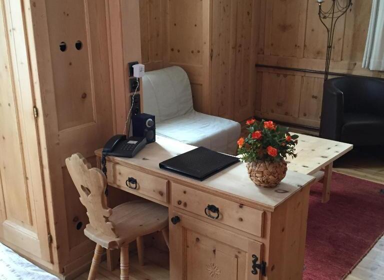 スーペリアールーム, Traube