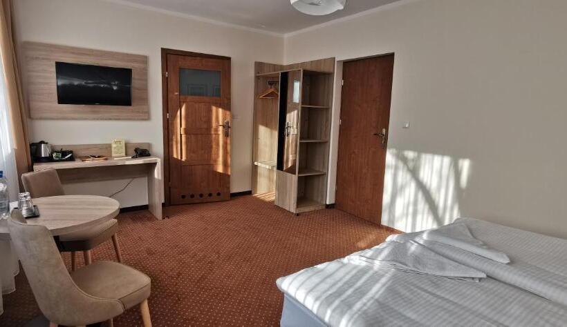 اتاق سوپریور, Załęże