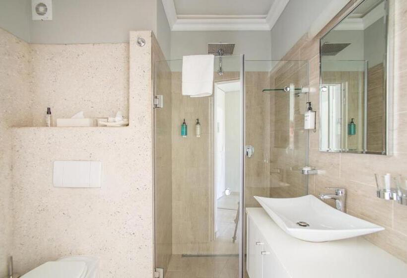 اتاق کلاسیک, Ocean View House