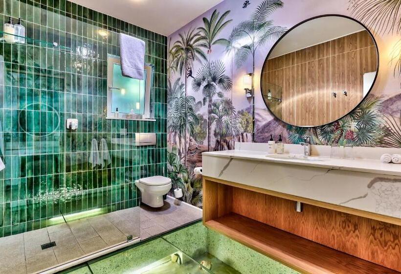 اتاق کلاسیک, Ocean View House