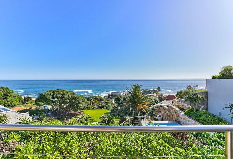 سوییت با چشم‌انداز دریا, Ocean View House