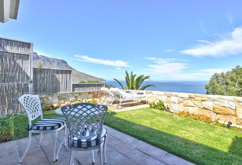 سوییت با چشم‌انداز دریا, Ocean View House