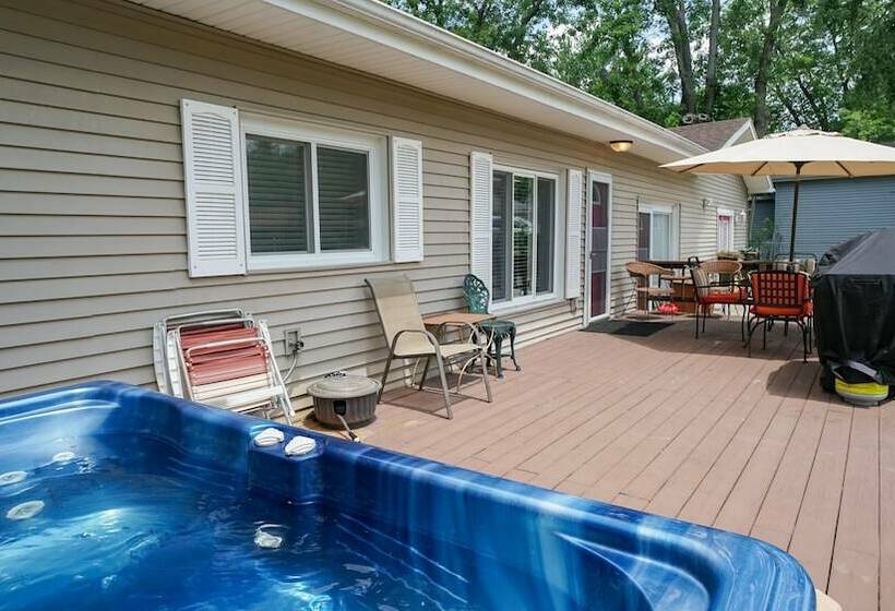 منزل 3 غرف نوم, Paradise Cove Lakeside Cottages